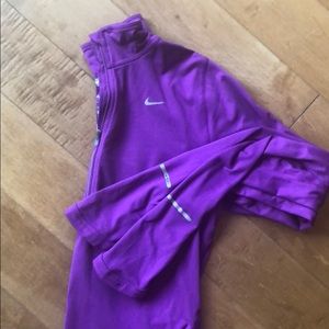 NWOT Nike Pull over